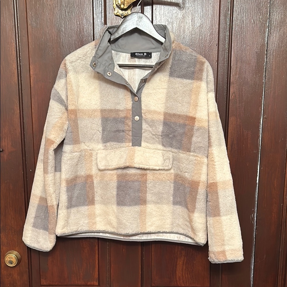 Cream and Gray Teddy Jacket with Stand-Up Collar